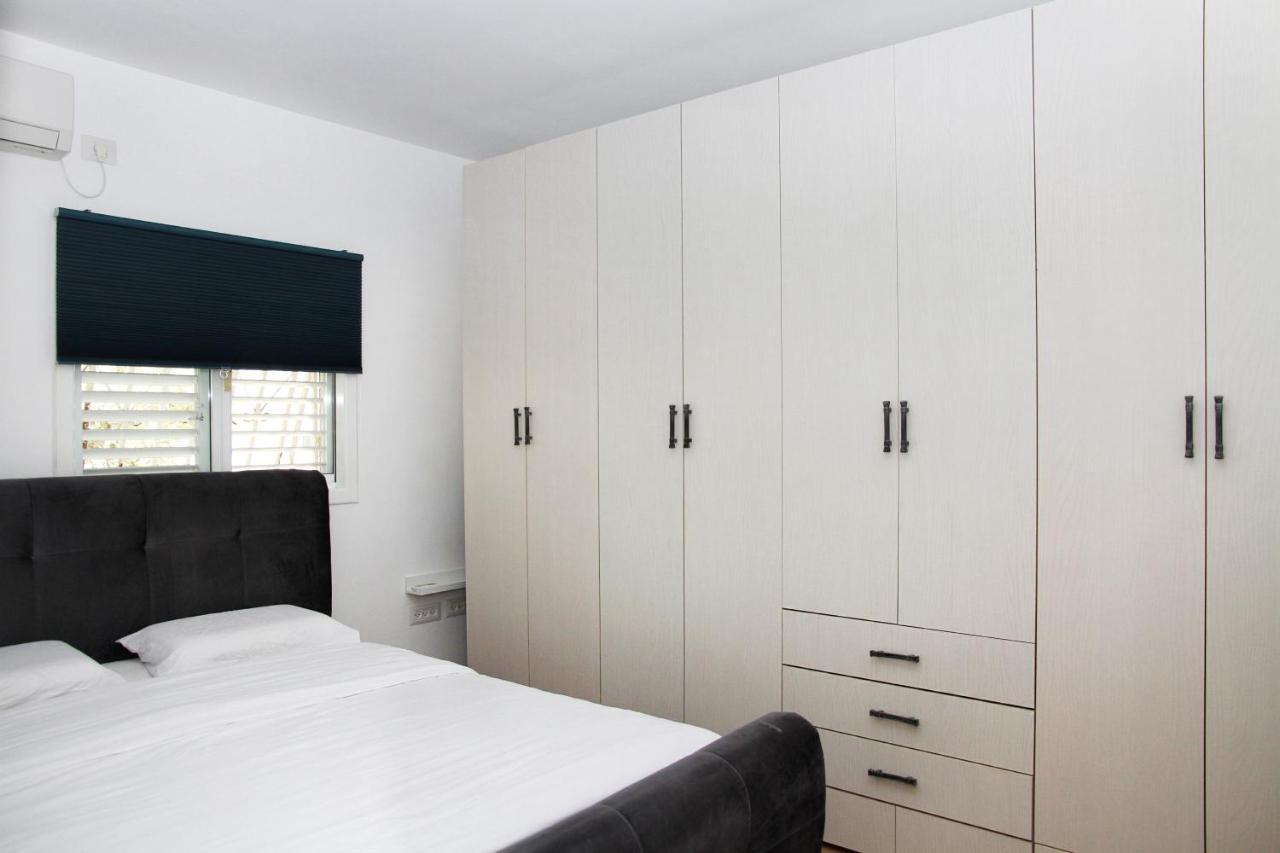 Apartments4You Betti بات يام المظهر الخارجي الصورة