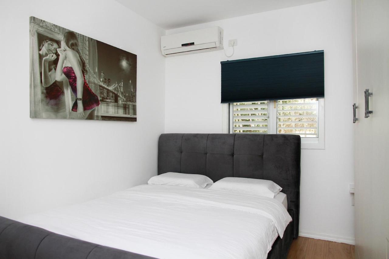 Apartments4You Betti بات يام المظهر الخارجي الصورة