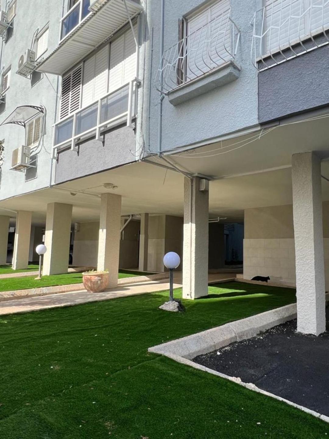 Apartments4You Betti بات يام المظهر الخارجي الصورة